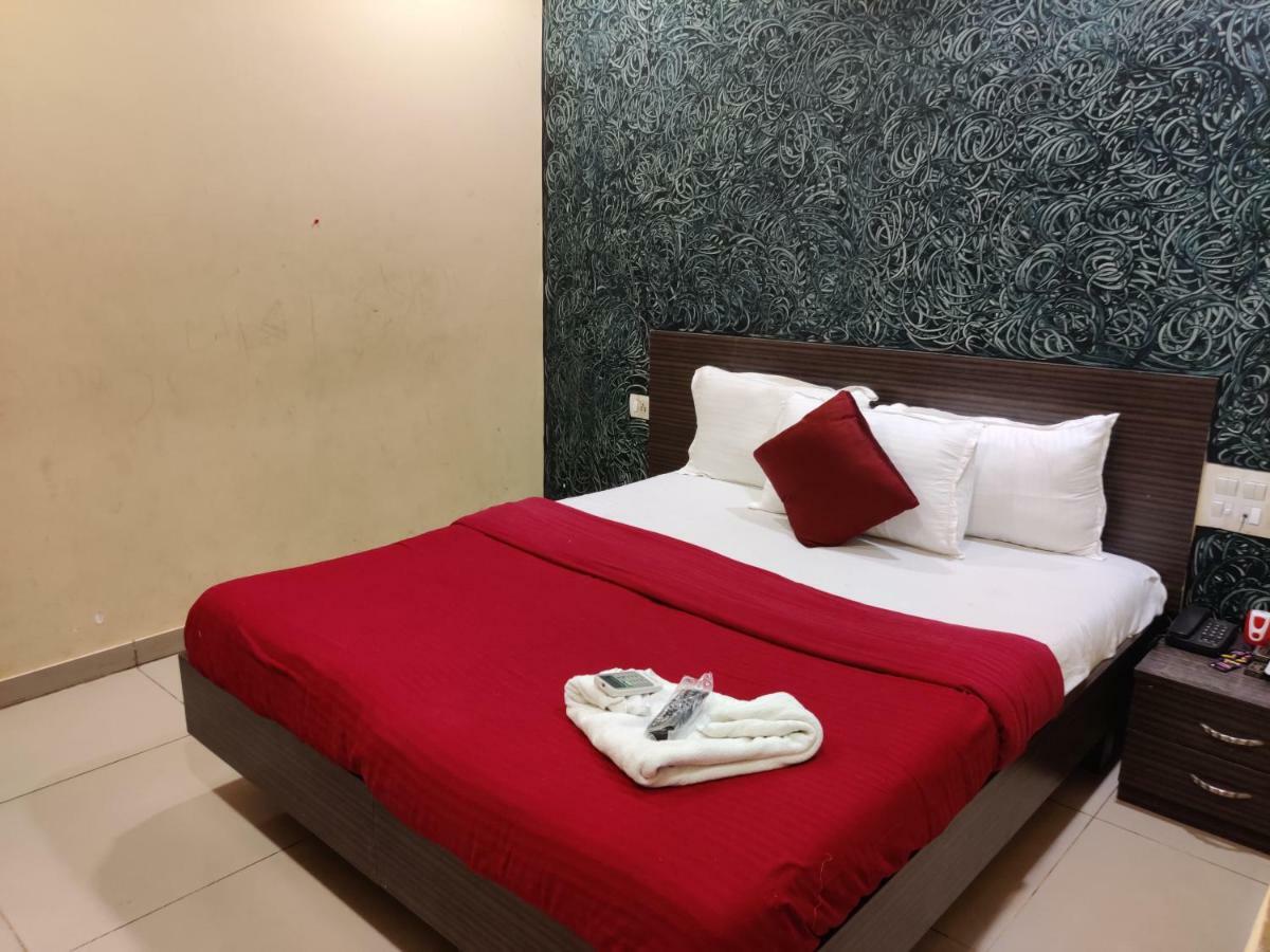 Hotel O Golden Sagar Mumbai Dış mekan fotoğraf
